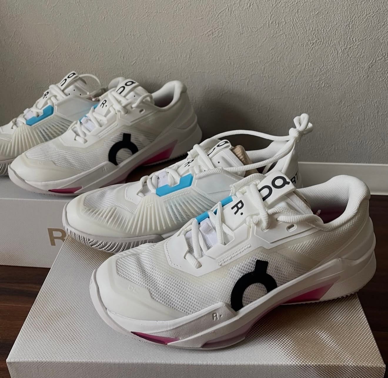 Customer photo review of Roger Pro Fire White | Pink - RFW