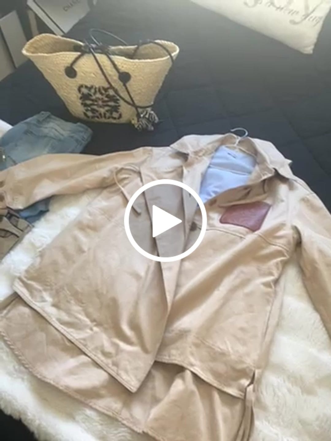 Customer video review of Loewe 2026 Anagram Parka Jacket Beige Cotton