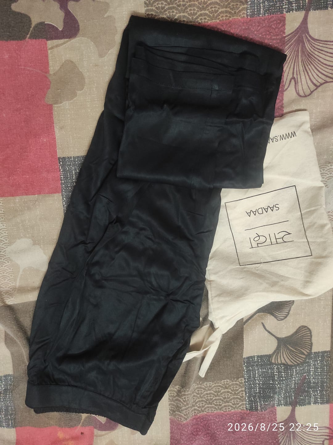 Customer photo review of Women Black Viscose Palazzo Pant