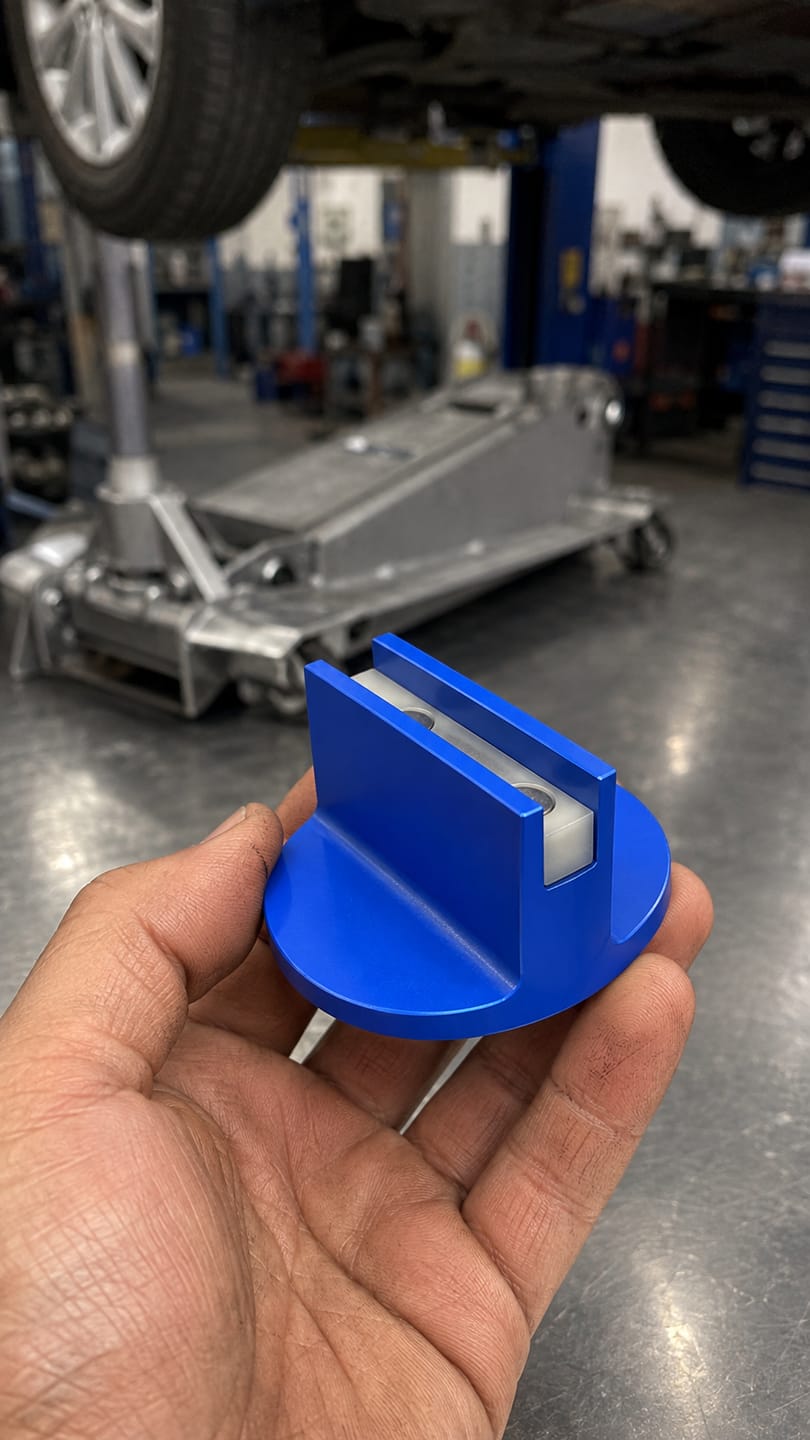Customer photo review of BoltBuddy™ MagLift Jack Pad