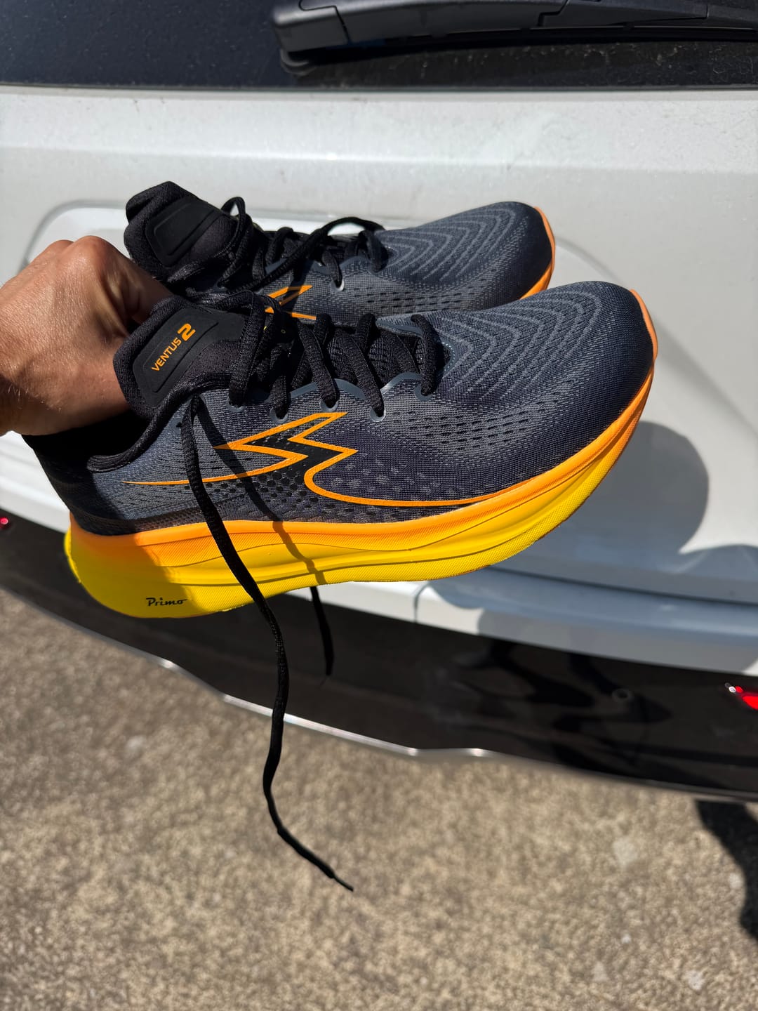 Customer photo review of MEN'S 361-VENTUS 2: Grey/Fluorescent Orange