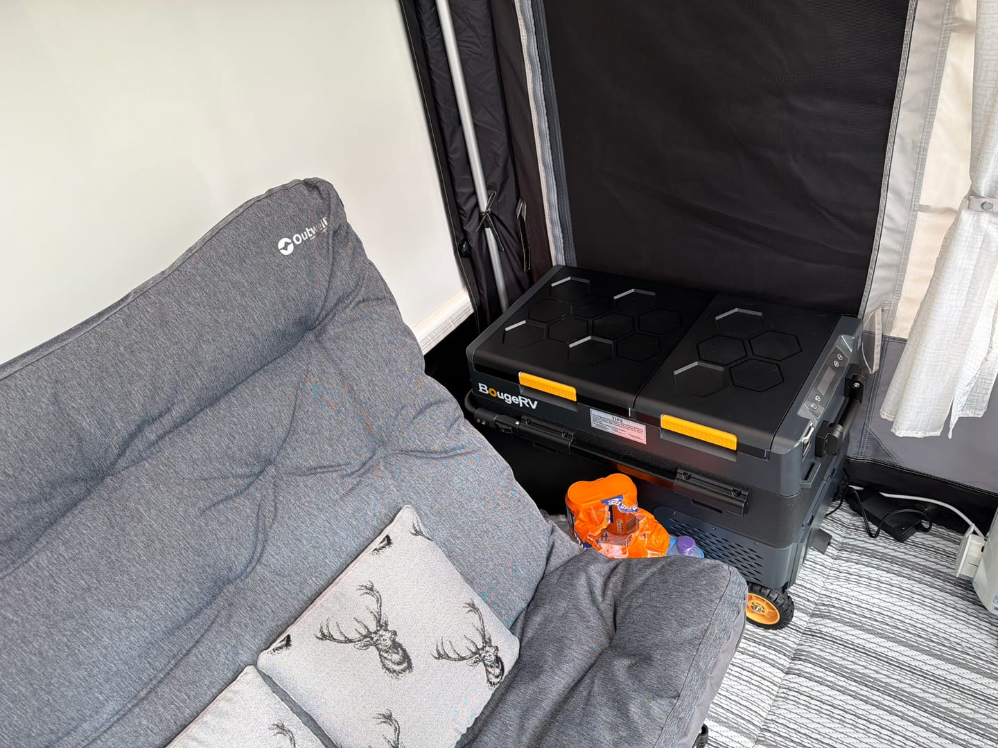 Customer photo review of BougeRV New CRD2 V2.0 49L Dual Zone 12V Portable Fridge with 240WH Battery