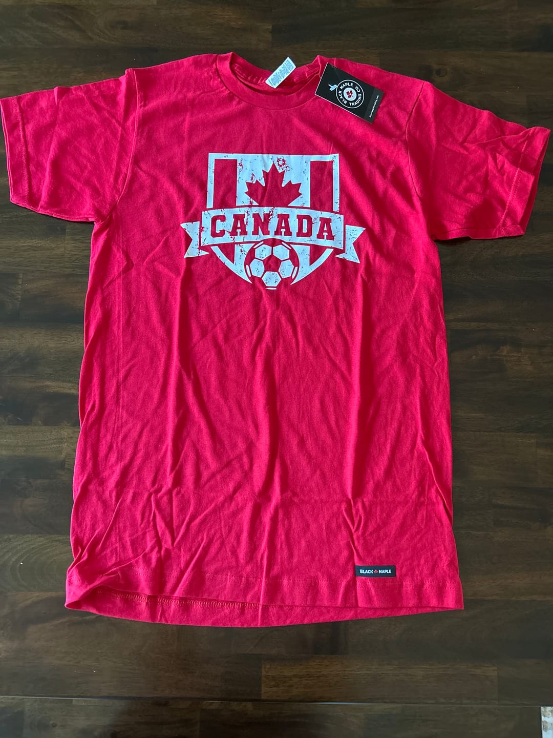 Customer photo review of Canadian Soccer Crest Vintage T-shirt