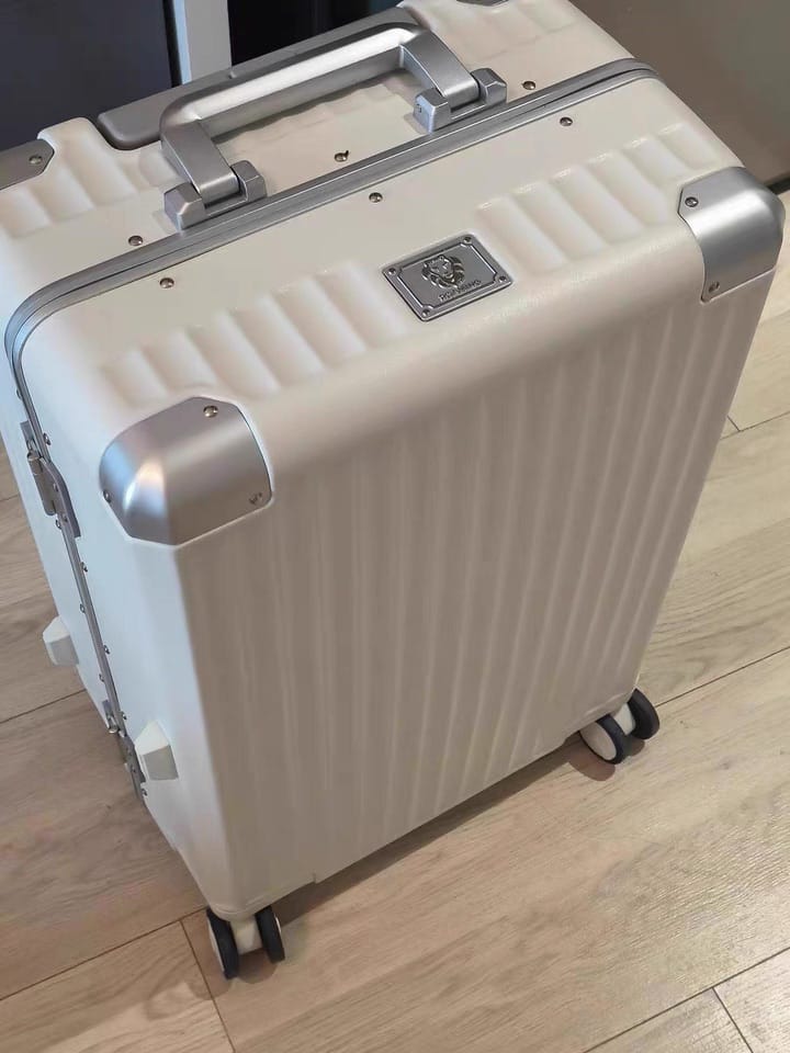 Customer photo review of Captain Aluminum Frame Check-In