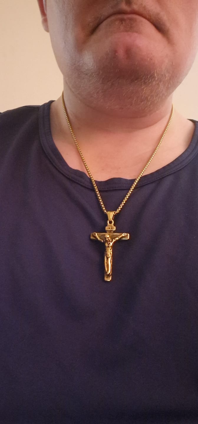 Customer photo review of Christianartworkshop Jewelry Crucifix Pendant Charm Necklace
