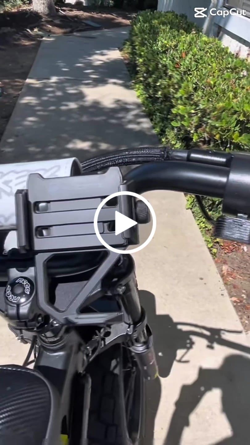 Customer video review of Custom Seat Cover: Macfox X7