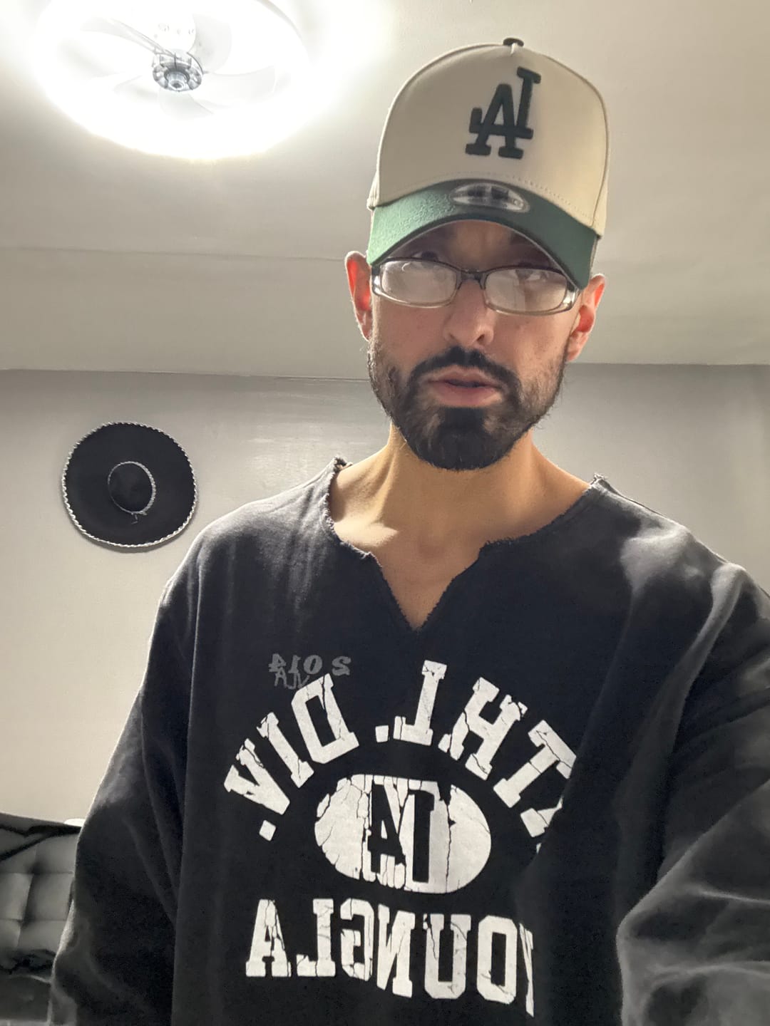 Customer photo review of 8098 - Golden Era Pump Cover Crewneck