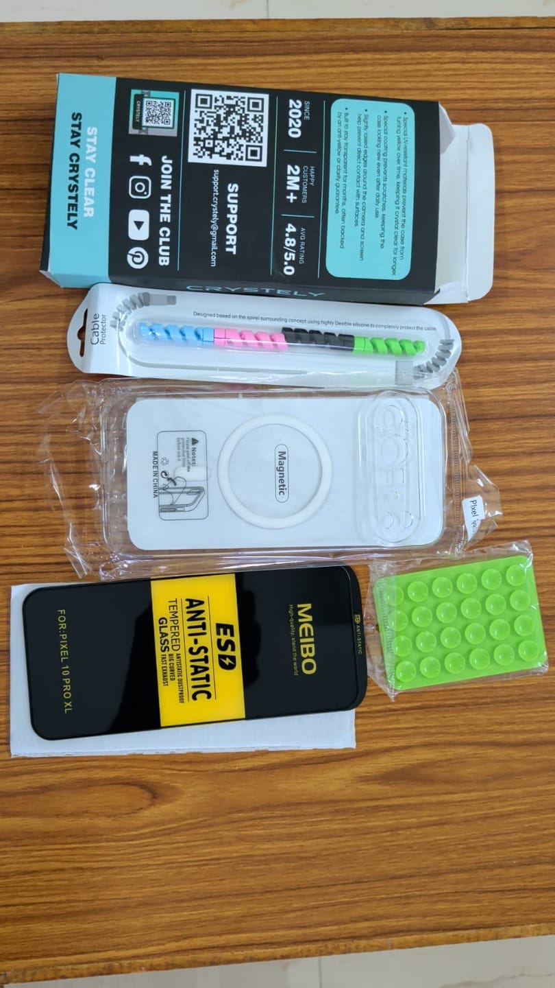Customer photo review of Google Pixel 10 Pro XL - Anti Yellow MagSafe Clear Case