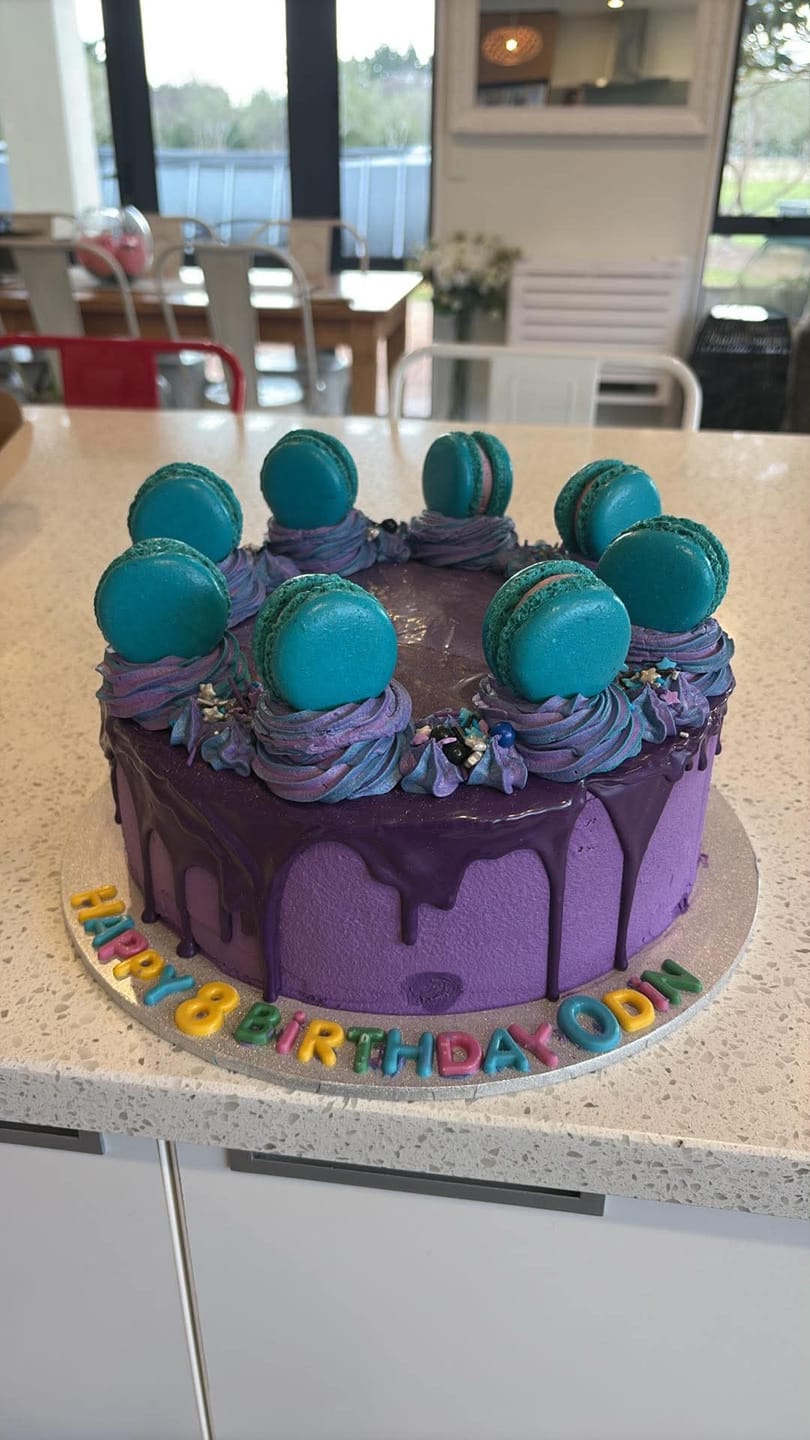 Customer photo review of Blueberry Macarons (6, 12 or 24)