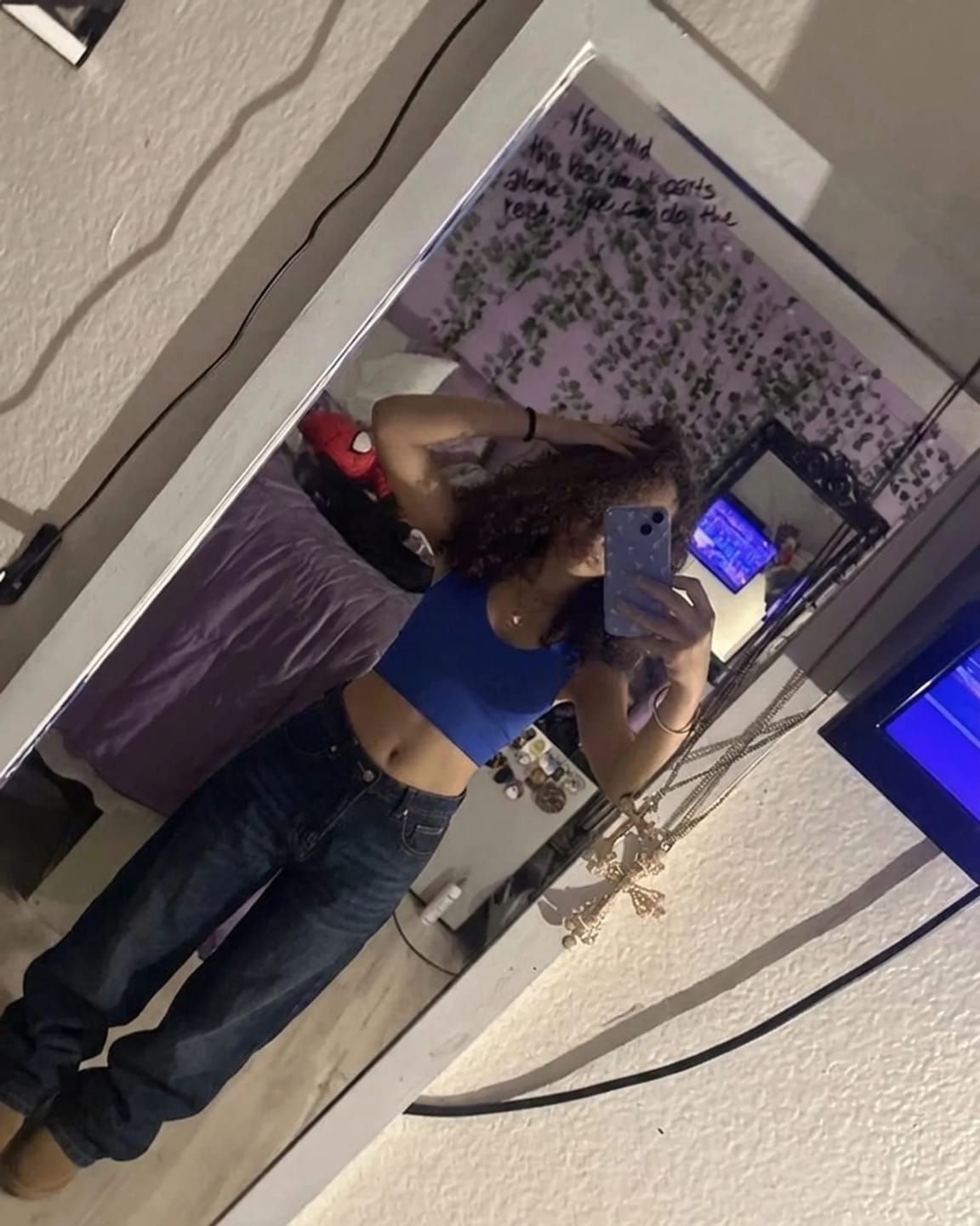 Customer photo review of VINTAGE WORN JEANS