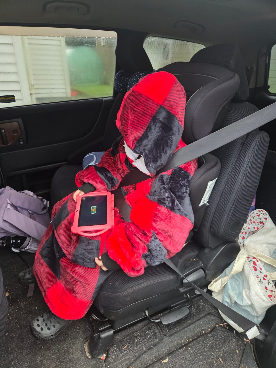 Customer photo review of KIDS BLANKET HOODIE - RED PLAID