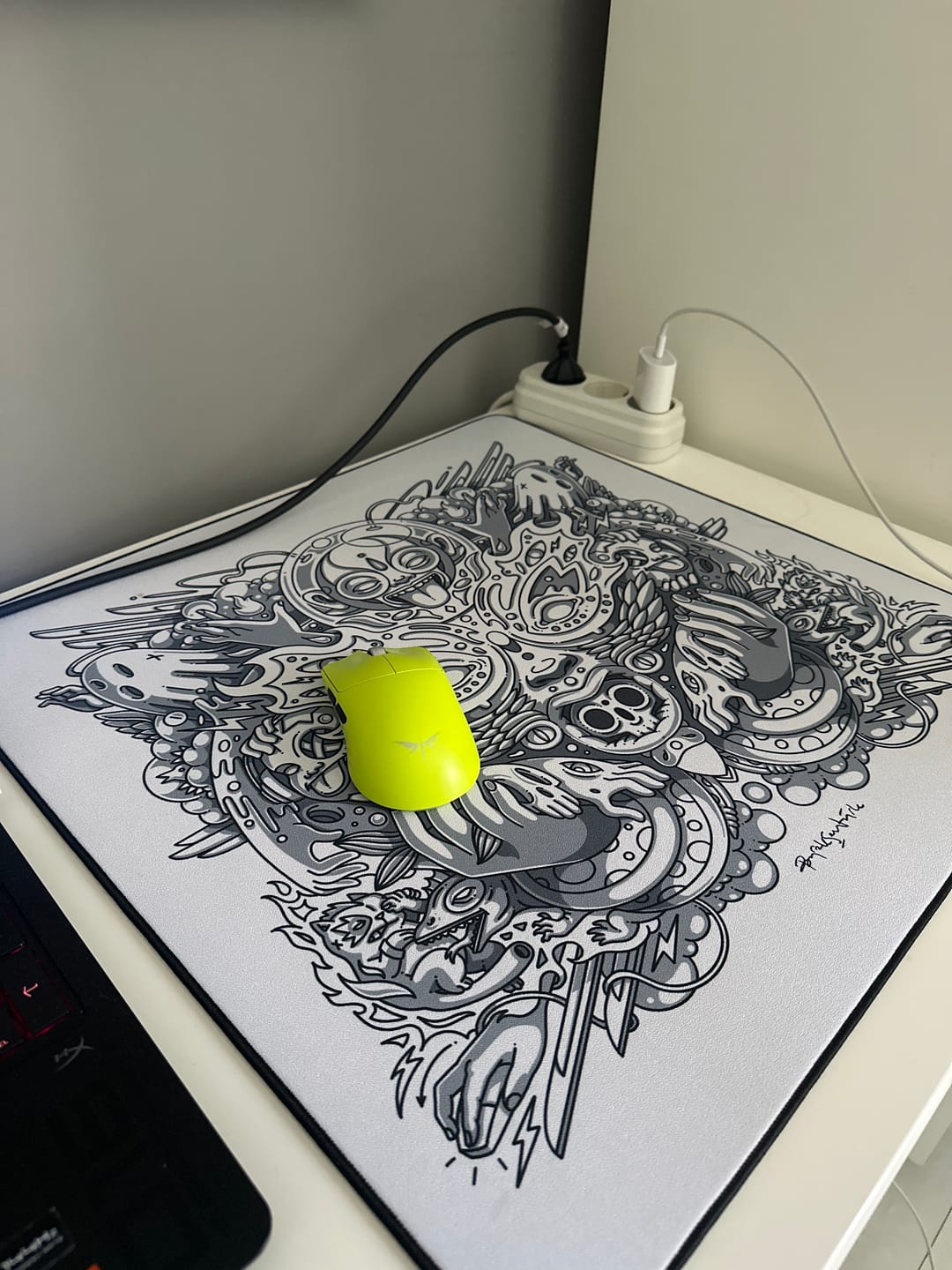 Customer photo review of Wraith Spirit of Aim Pro Mousepad