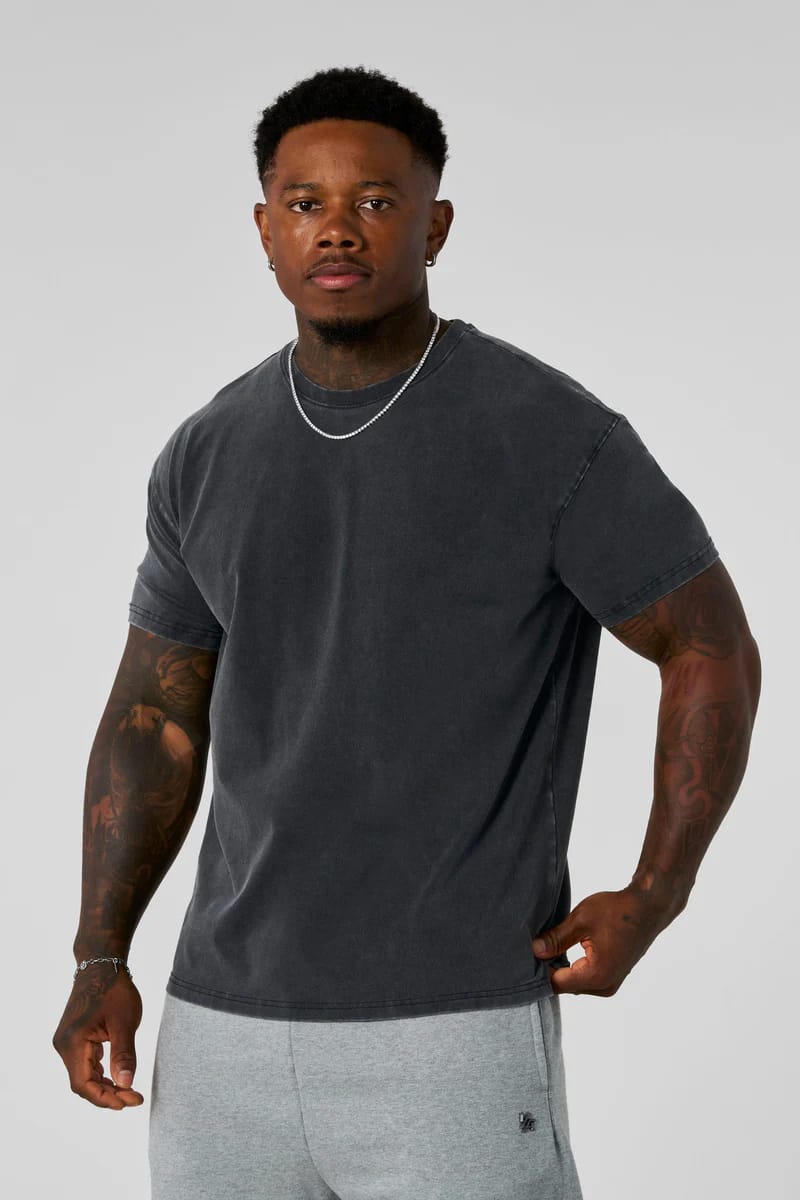 Customer photo review of 466 Tailored Tees