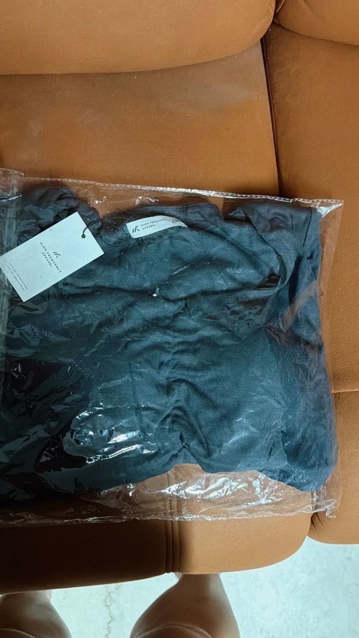 Customer photo review of Soft Stretch Diamond Neck Ruched Padded Tee