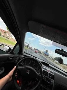 Customer photo review of RadTech Garage Head Up Display Cama Yansıtmalı Hız Göstergesi