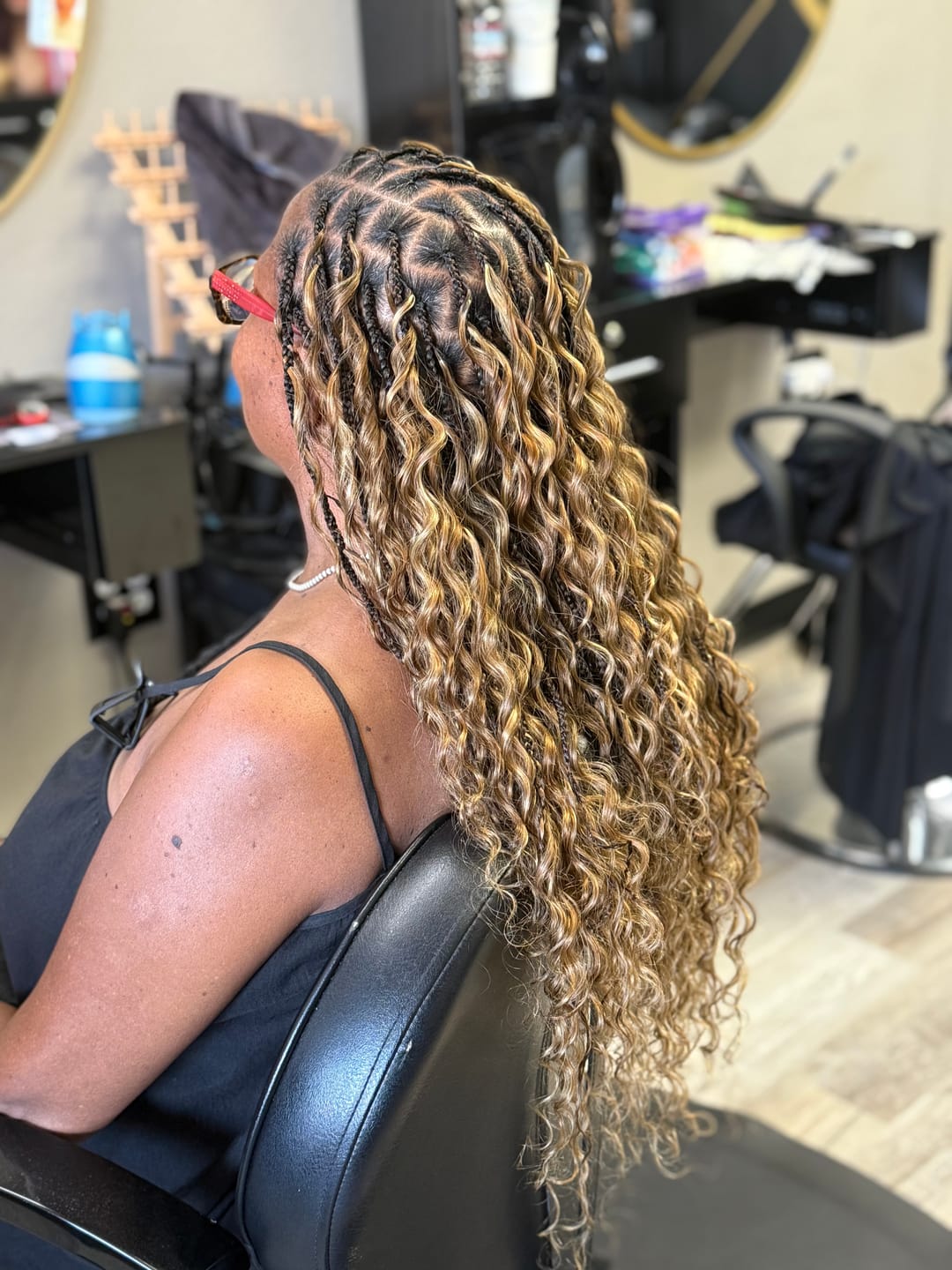 Customer photo review of #4/27/30 Mix Color Blend Loose Deep Wave Human Crochet Hair