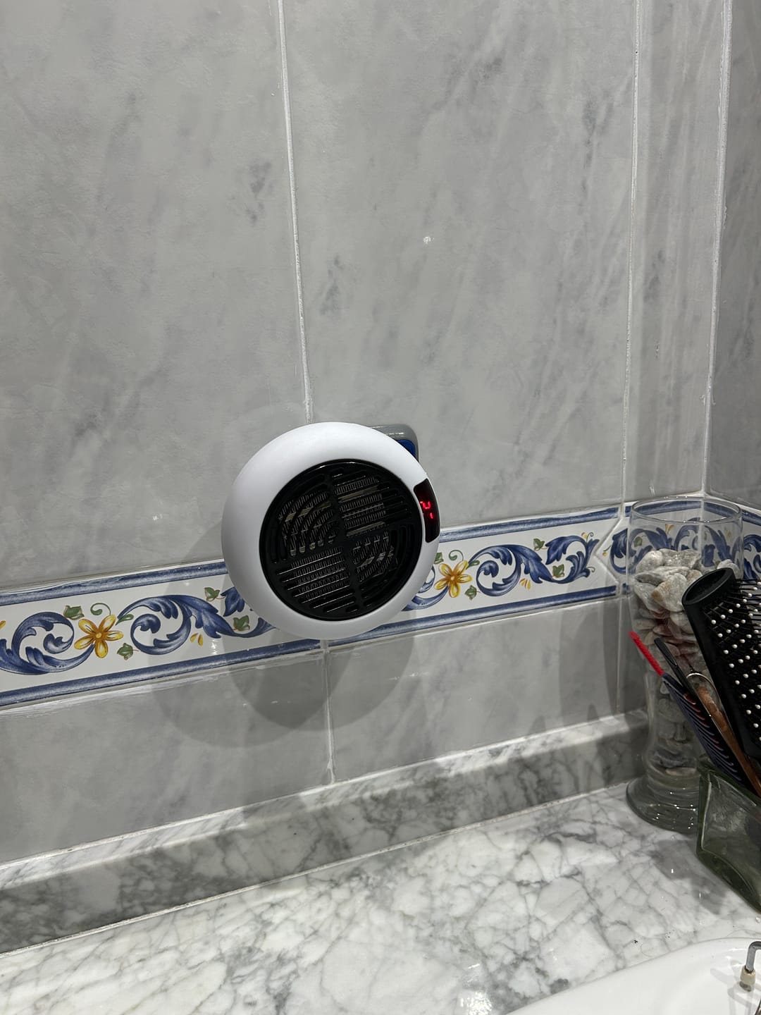 Customer photo review of minicalefactor termocerámico portatil