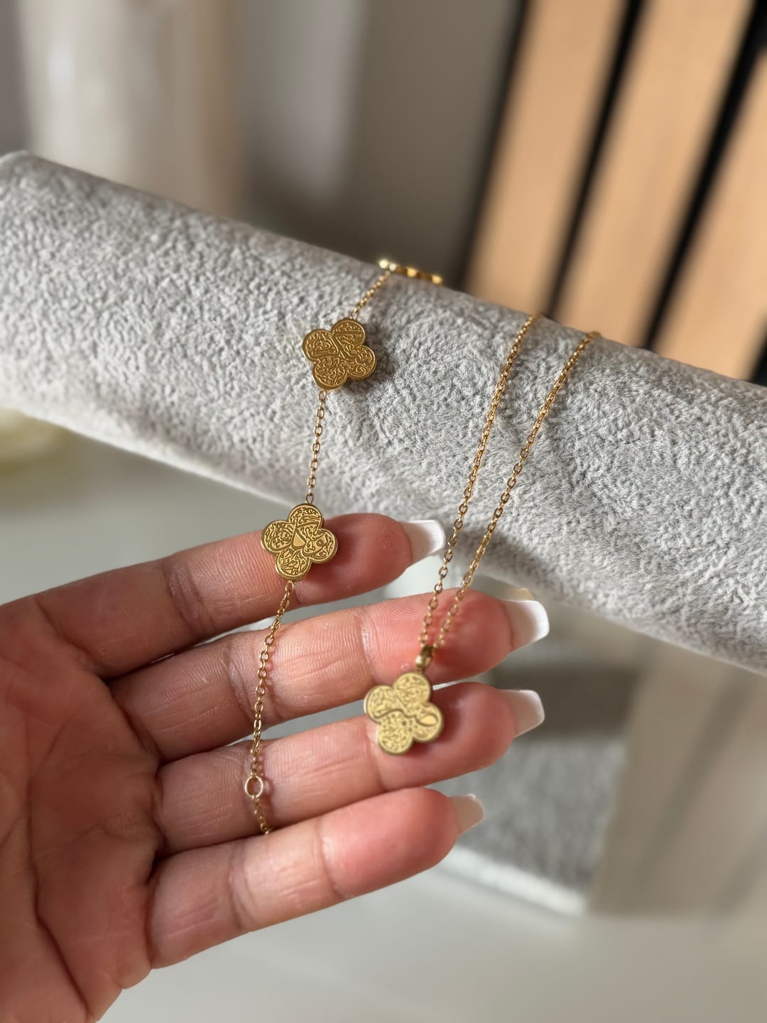 Customer photo review of Sabr Kleeblatt Kette