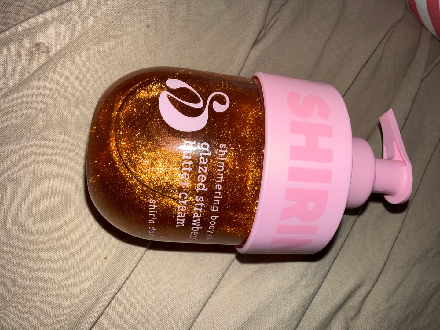 Customer photo review of Shimmering Body Oil Glazed Strawberry Butter Cream