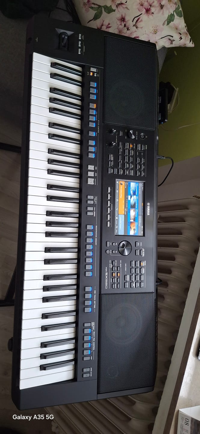Customer photo review of Biscaya (Keyboard-Style)
