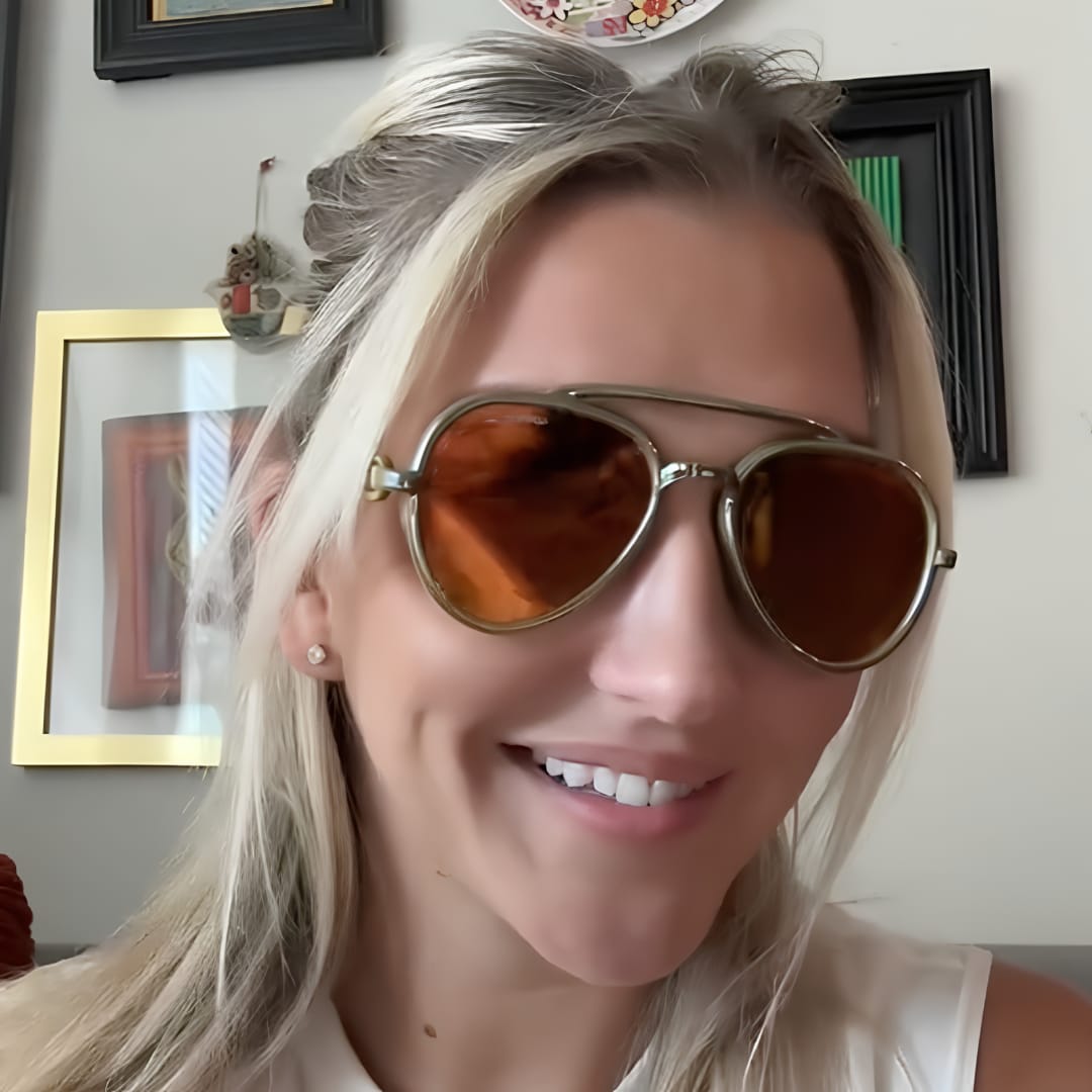 Customer photo review of Halviar Horizon 2-in-1 Sunglasses & Swim Goggles