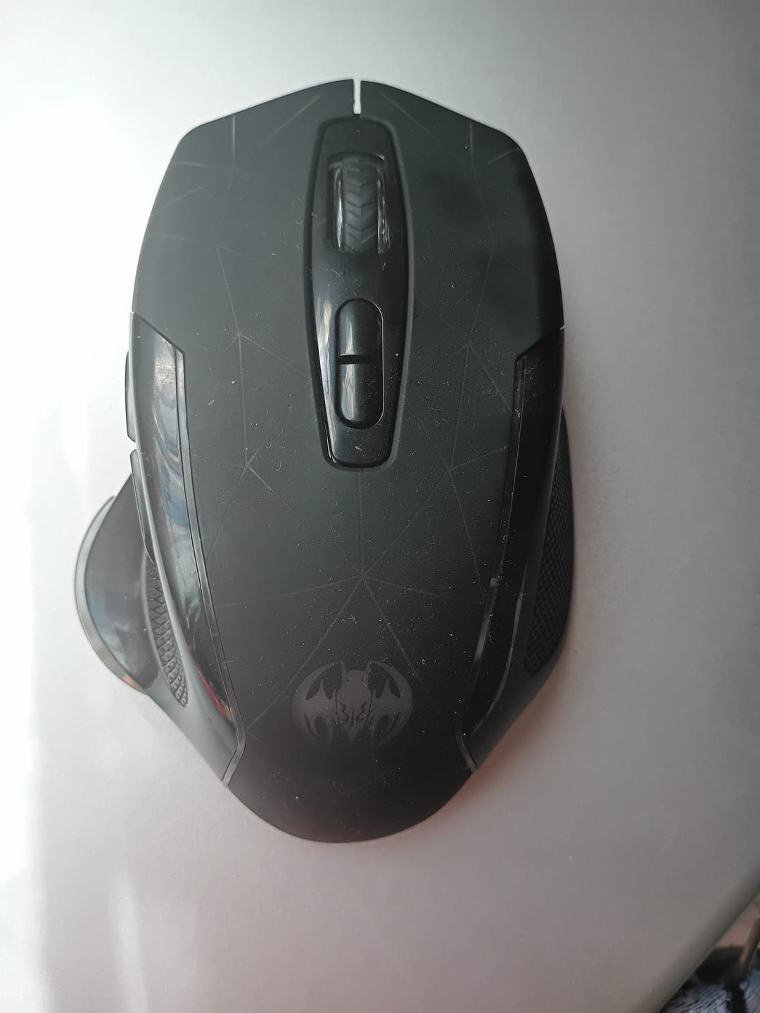 Customer photo review of Mouse gaming Wireless cu Jiggler Timebox, 1600DPI, USB Reciver, RGB Led, Negru