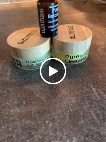 Customer video review of Biolavita Skincare Set Anti-Aging / Glowing