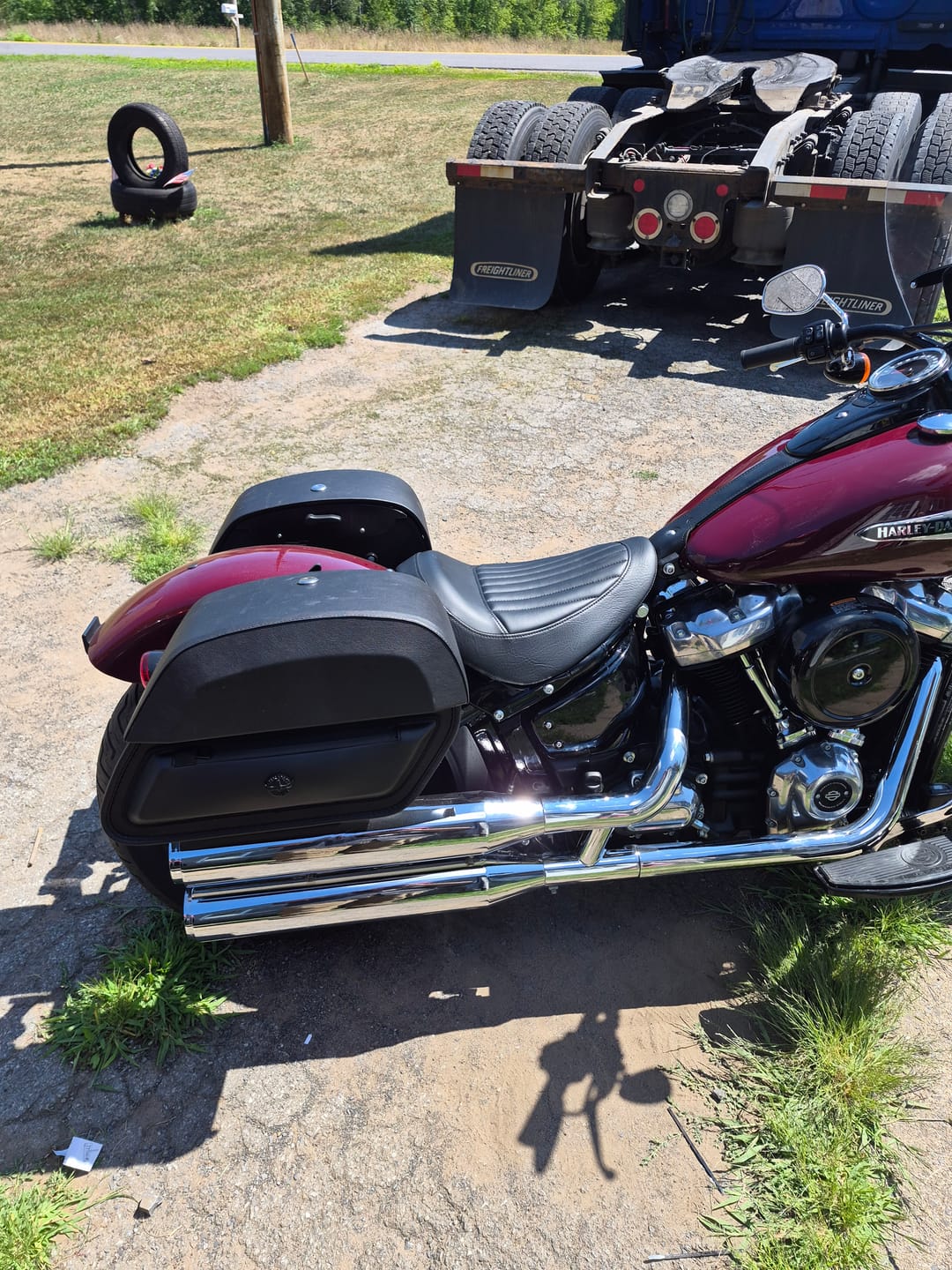 Customer photo review of 28L - Pantheon Medium Quick Mount Motorcycle Saddlebags For Harley Softail Slim FLSL