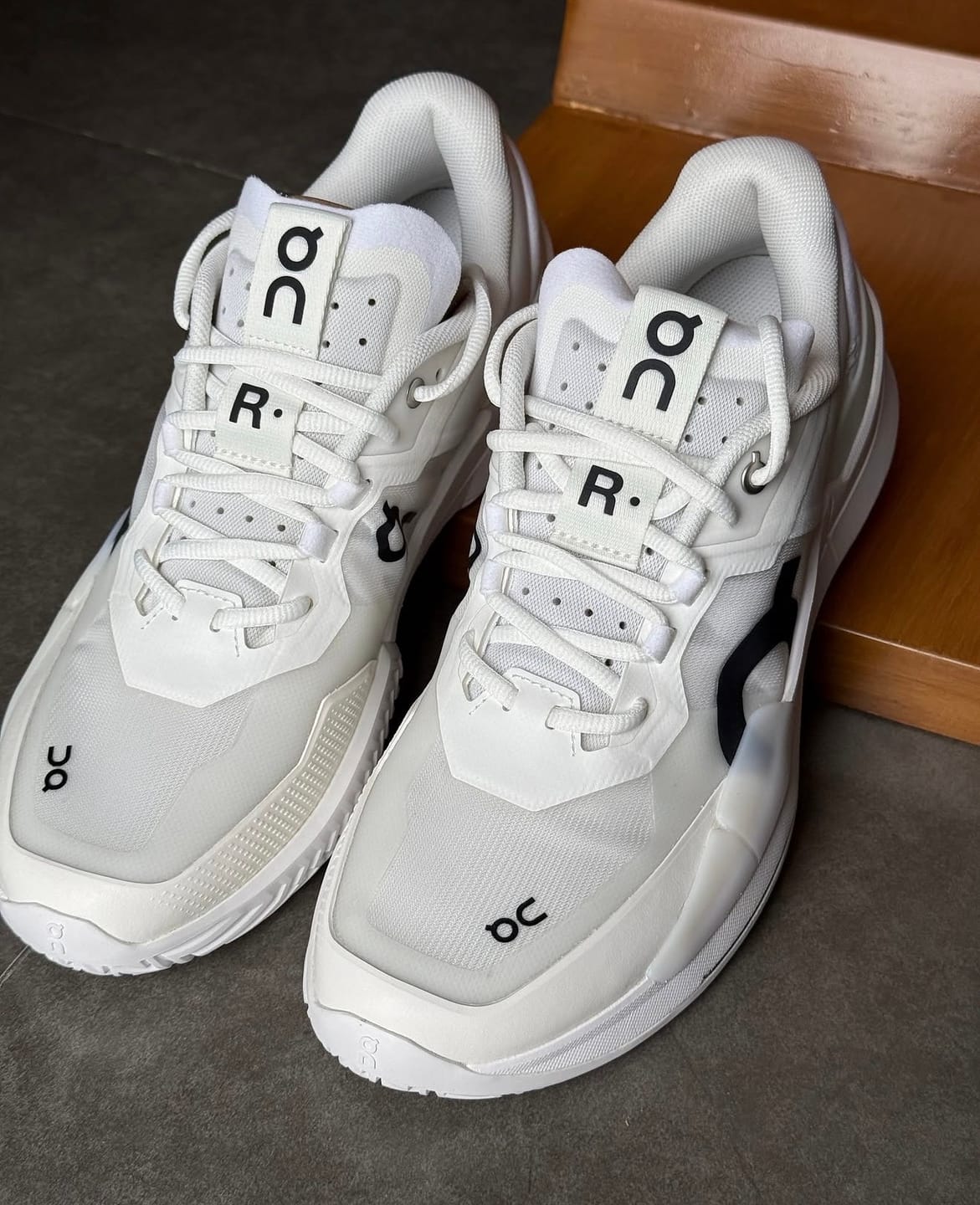 Customer photo review of Roger Pro 2 All White - RPW
