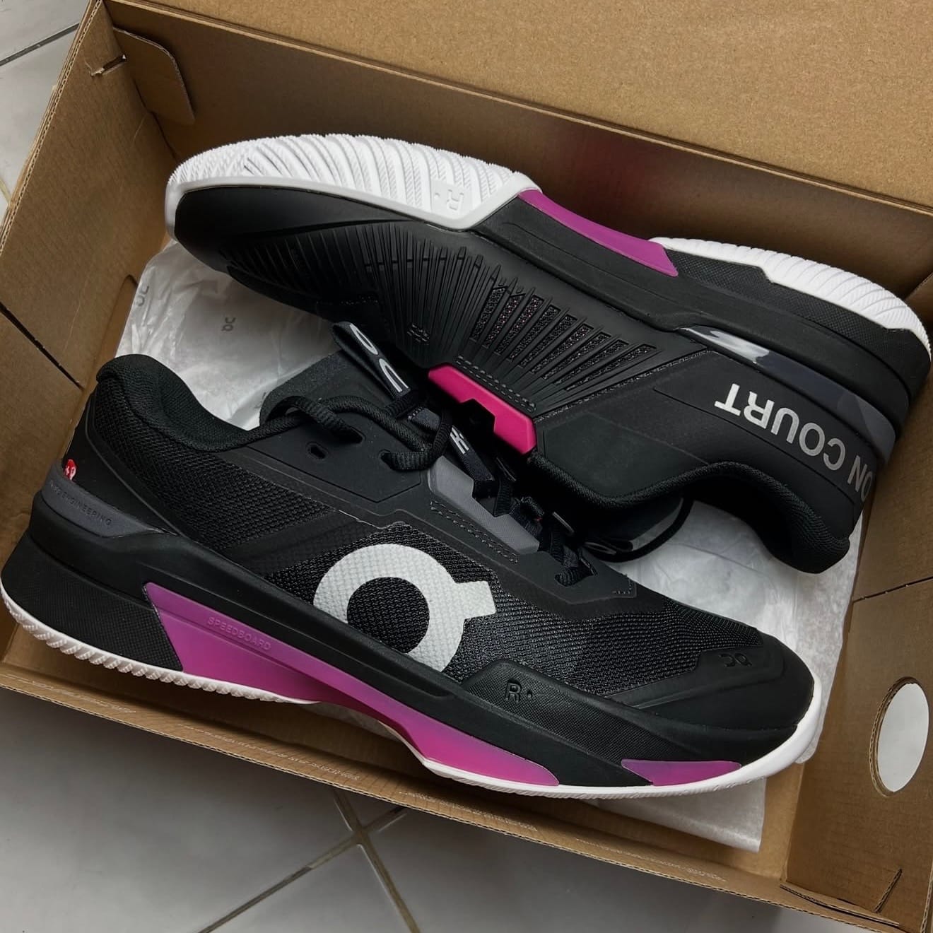 Customer photo review of Roger Pro Fire Black | Pink - RFV-BLACK