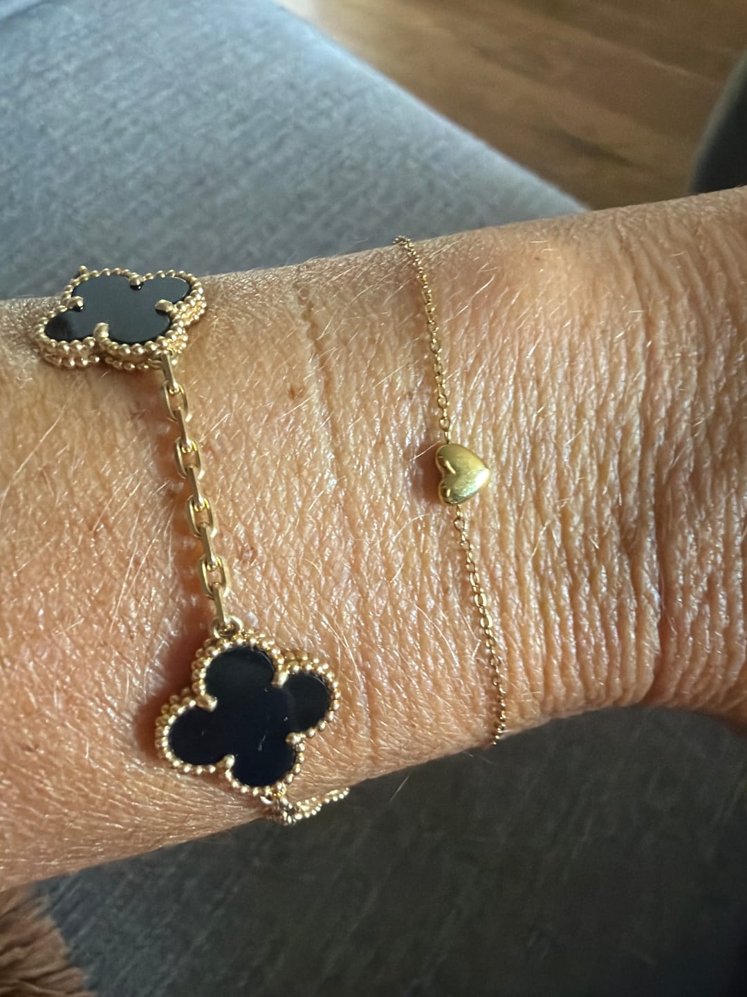 Customer photo review of Mini Heart Bracelet