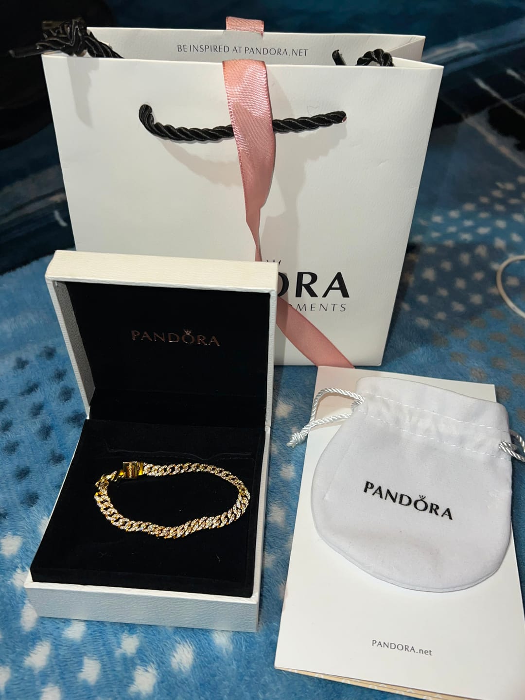 Customer photo review of PULSERA PANDORA TENIS TIMELESS PAVE BRILLANTE CUBANA ORO 14K + KIT DE REGALO