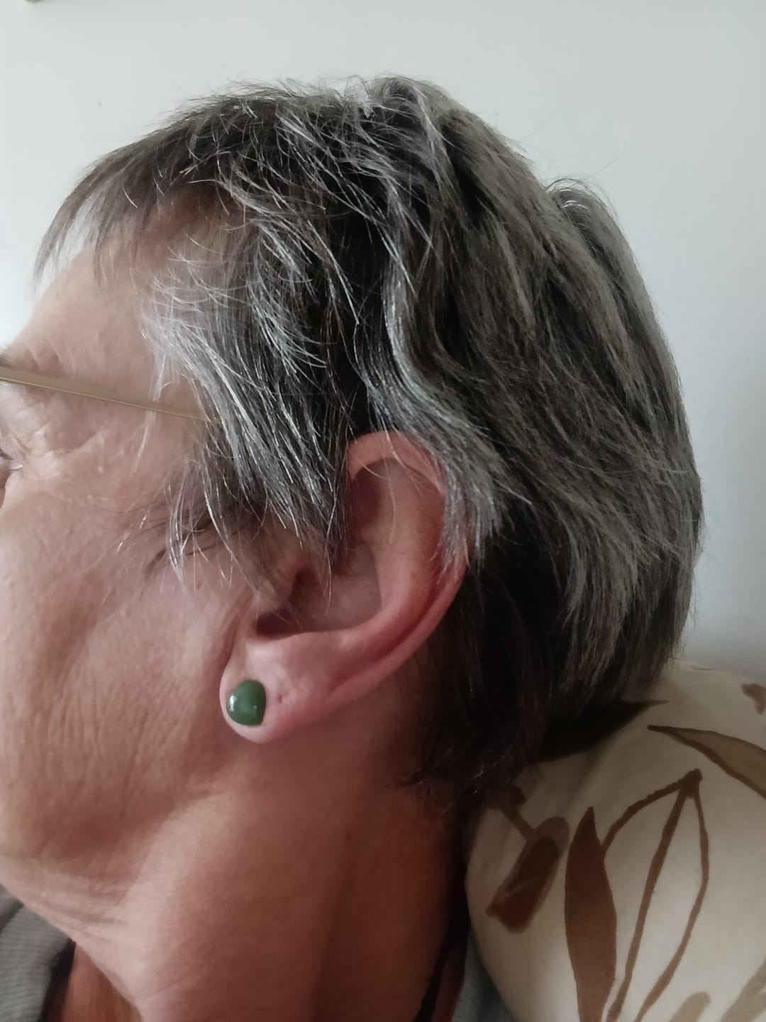 Customer photo review of Heart Small Greenstone Stud Earrings