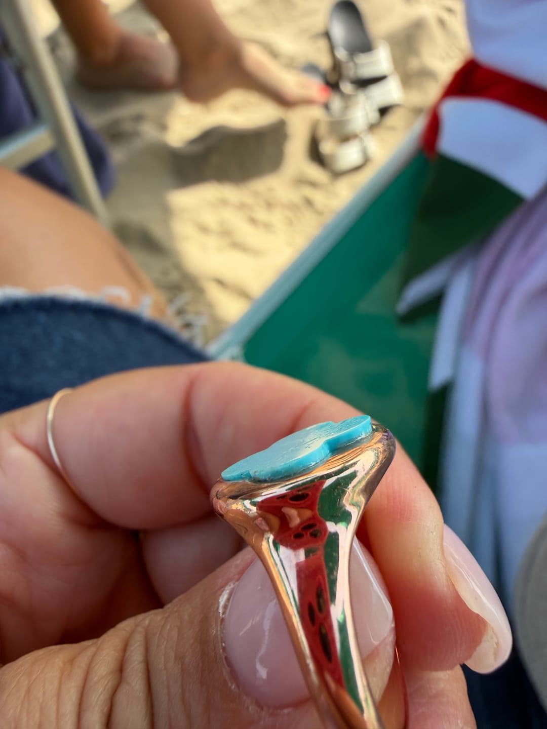 Customer photo review of Anello Cocktail con Quadrifoglio in Pietra Naturale 15mm