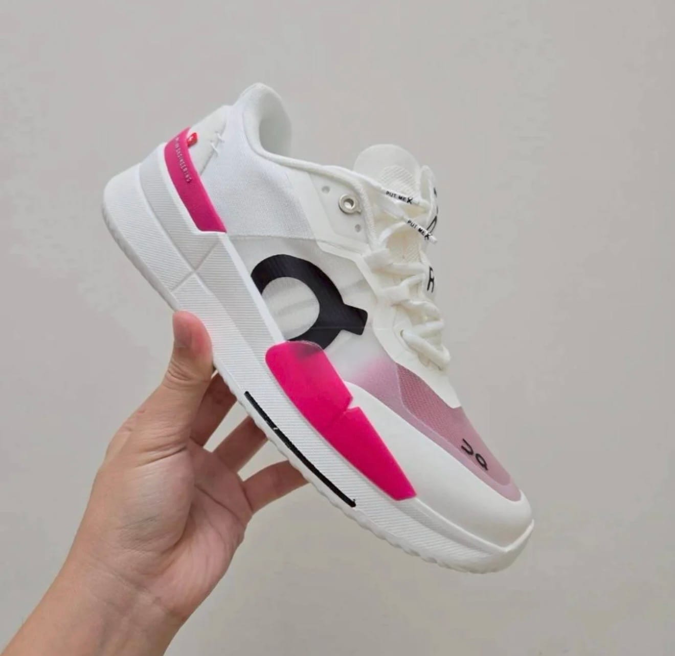 Customer photo review of Roger Pro 2 White Pink - RWP