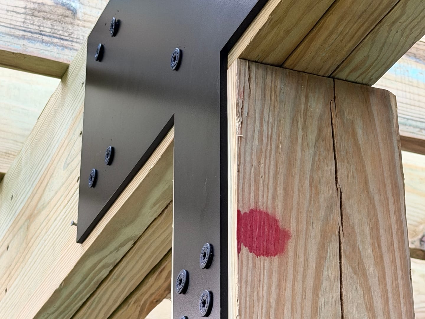 Customer photo review of Transition T Bracket for 4"-12" Beam and 4"-12" Post