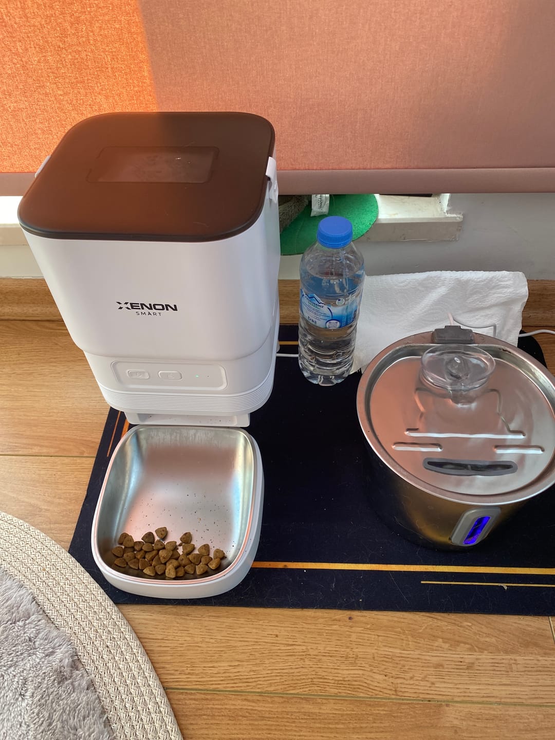 Customer photo review of Akıllı Mama Kabı | 4 Lt, Mobil Uygulama Kontrollü, Paslanmaz Çelik Kaseli (X8612)
