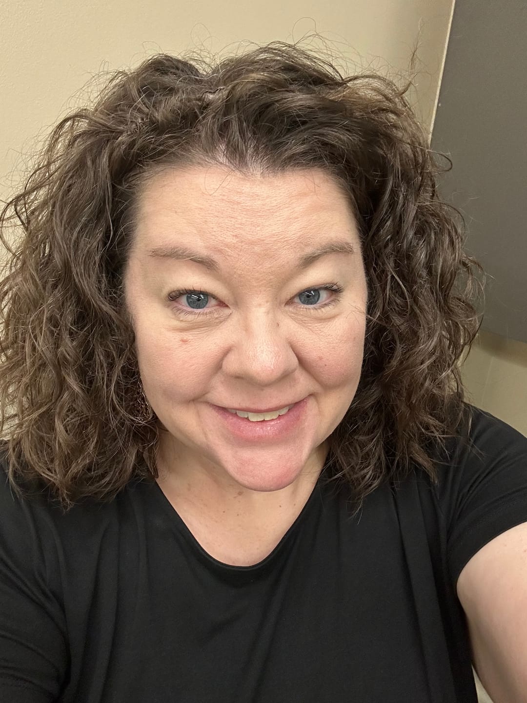 Customer photo review of Hair Match Comfort Curve™ Silk Headbands