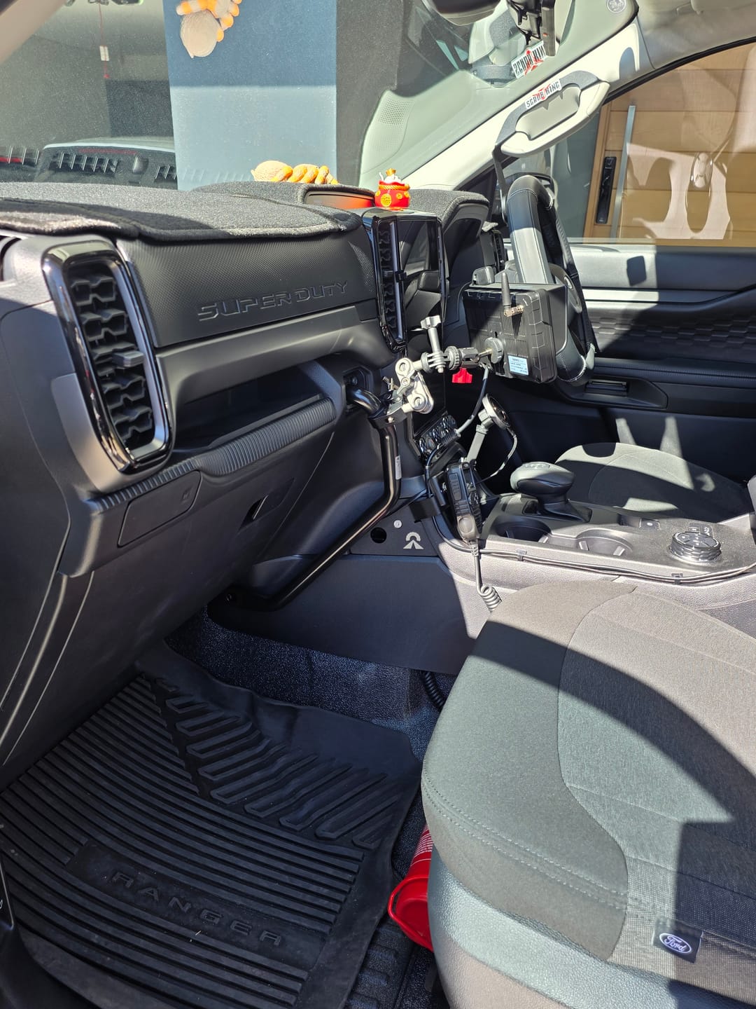 Customer photo review of UHF Handpiece Mount - Ford Ranger NextGen & Super Duty & Everest - Centre Console