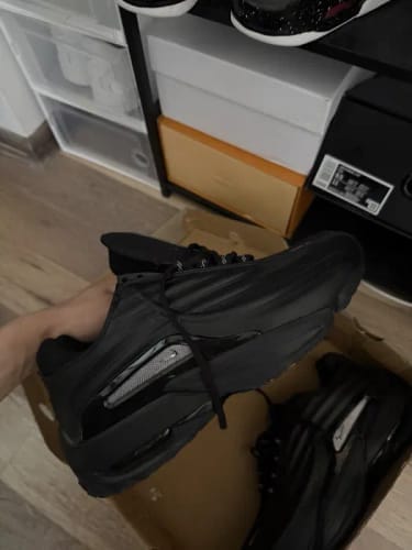 Customer photo review of AVEROX - Shoes