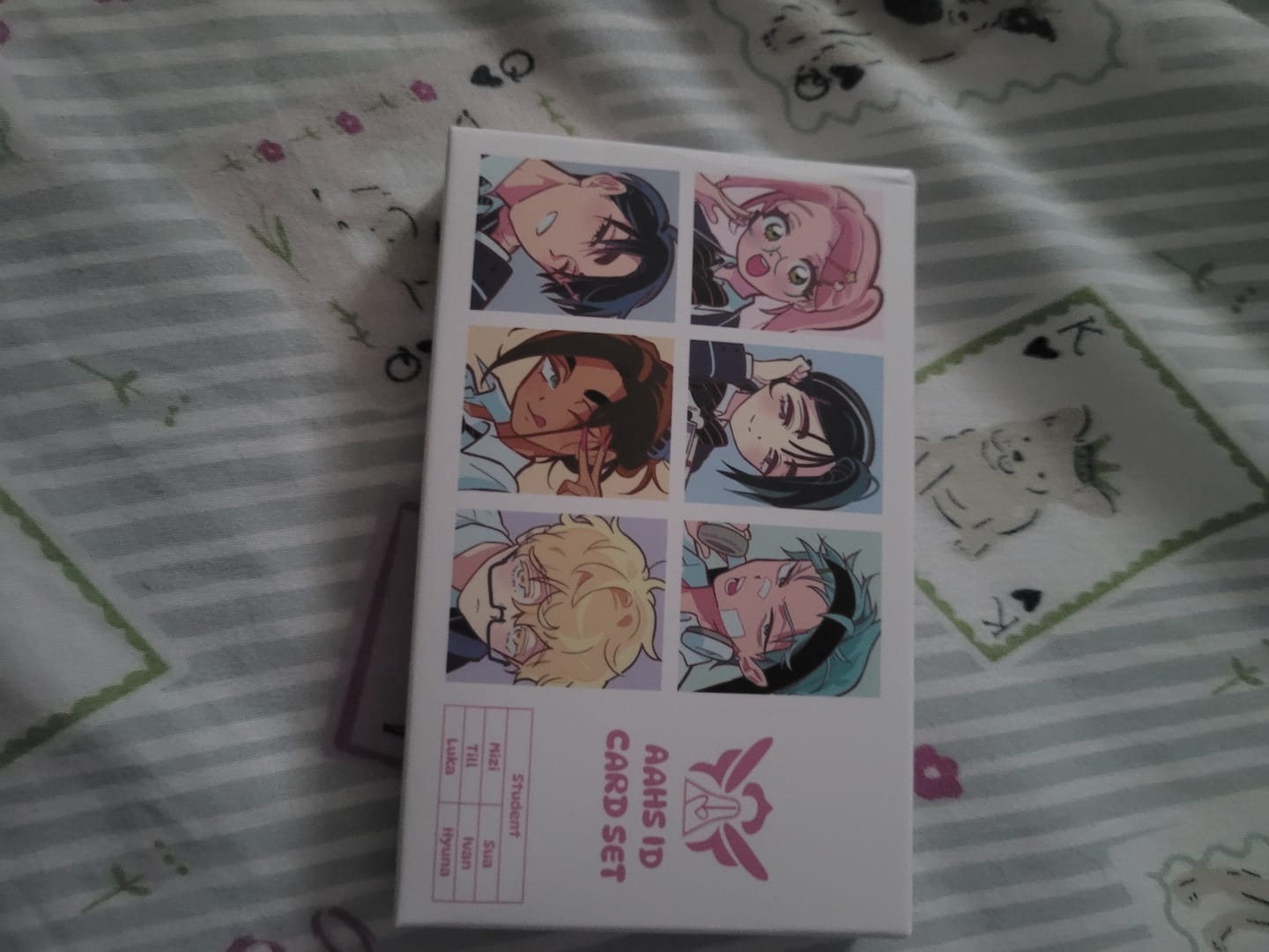 Customer photo review of Alien Stage Anakt Arts High School Series Student ID Card Set