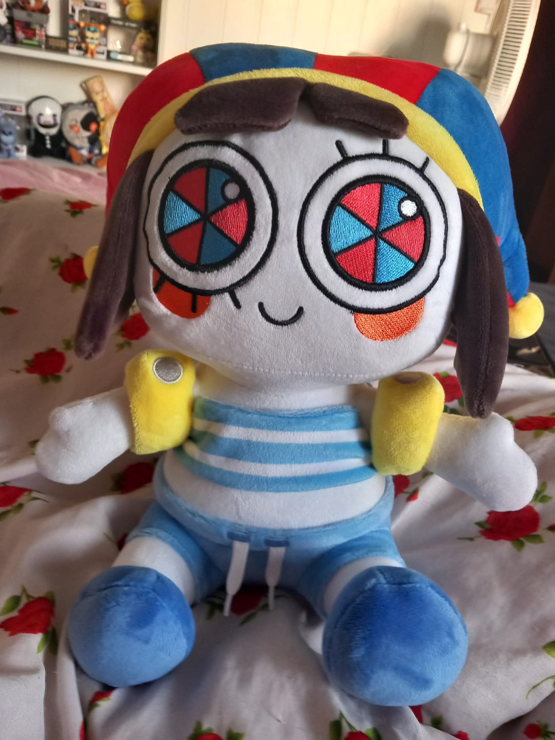 Customer photo review of Beach Pomni Plush