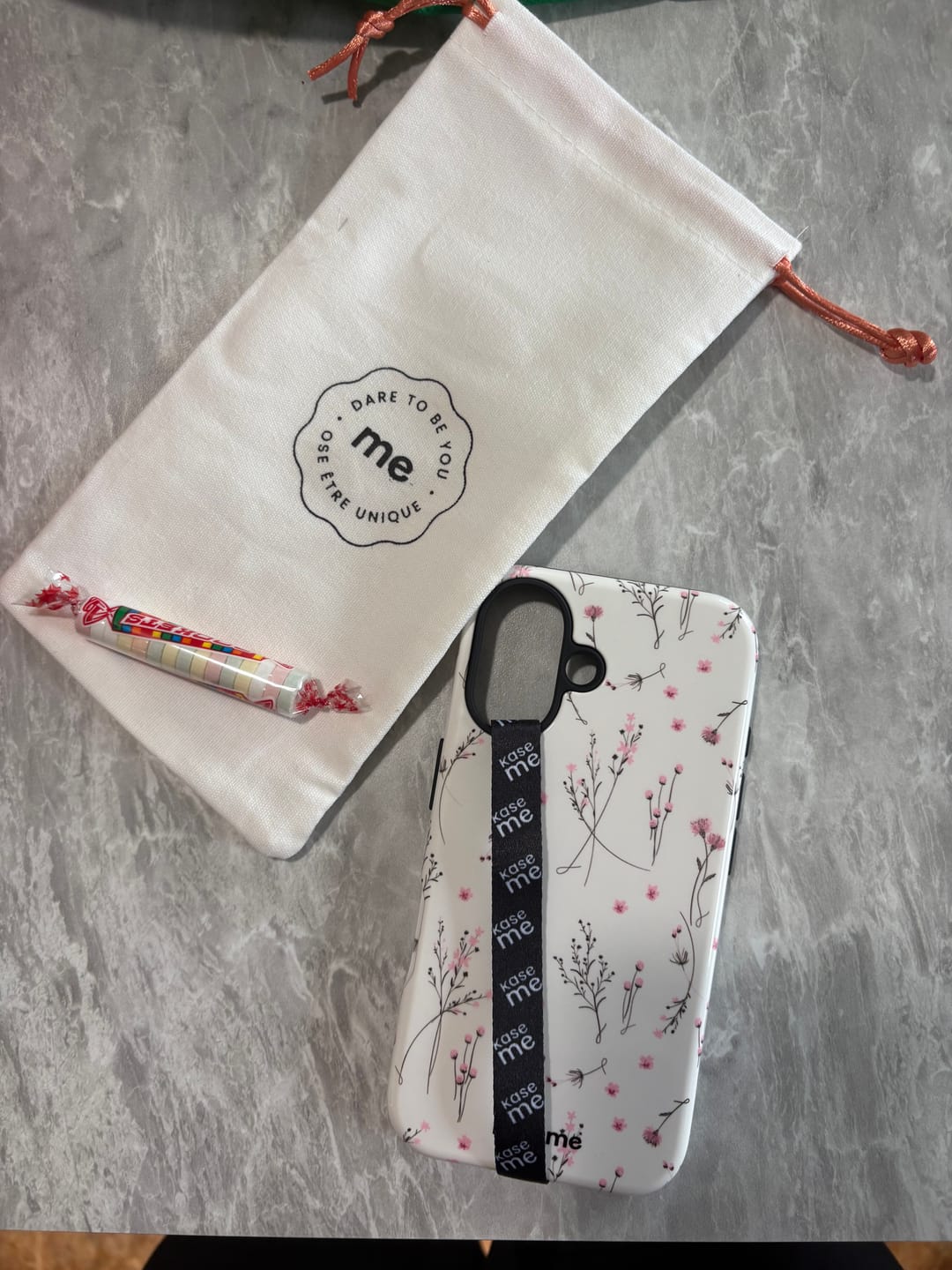 Customer photo review of Phone Loop Black