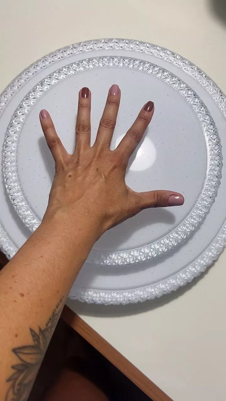 Customer photo review of Luminária de Teto Plafon LED Moderno com 3 Cores de Luz
