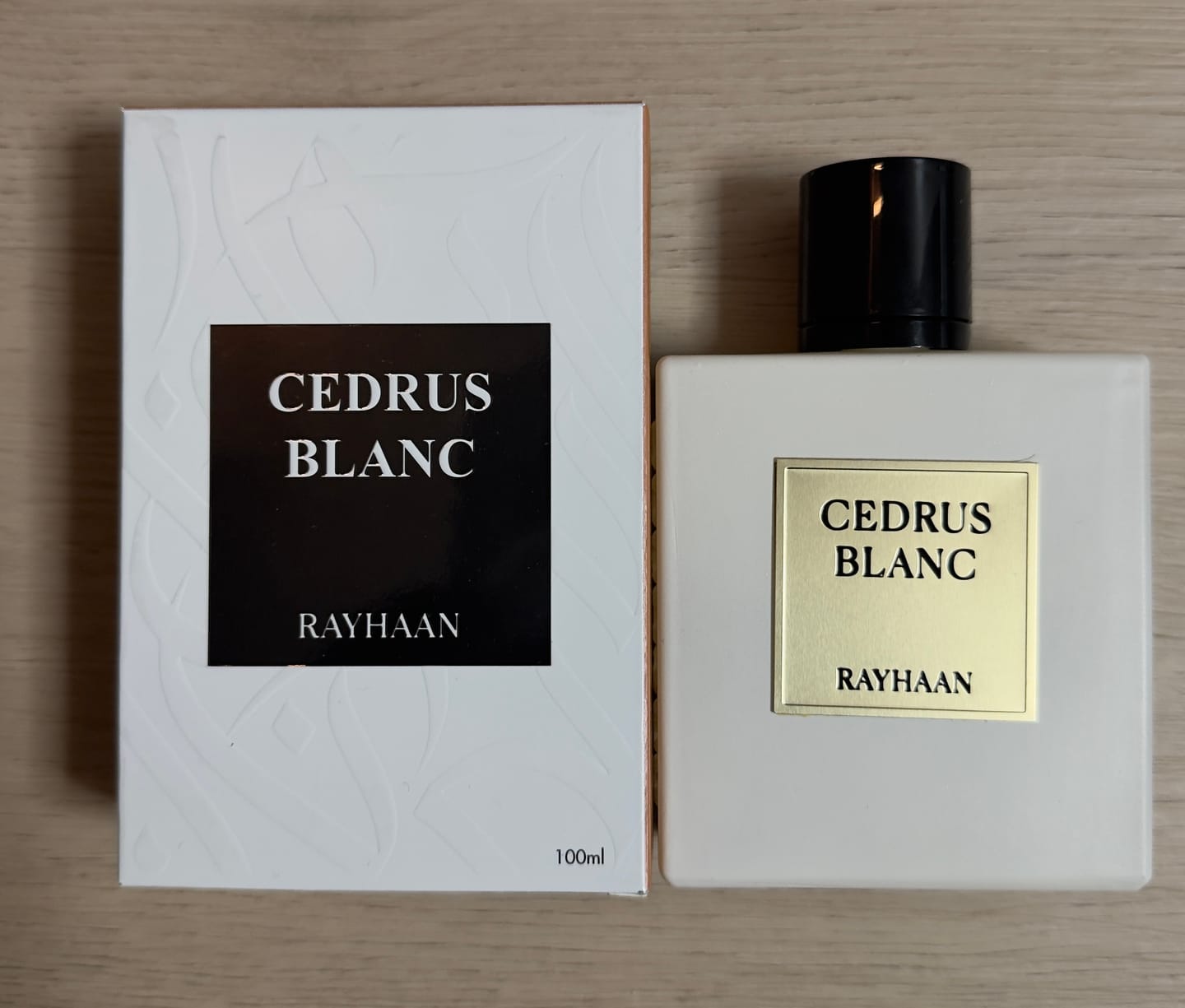 Customer photo review of Rayhaan Cedrus Blanc Eau de Parfum 100ml