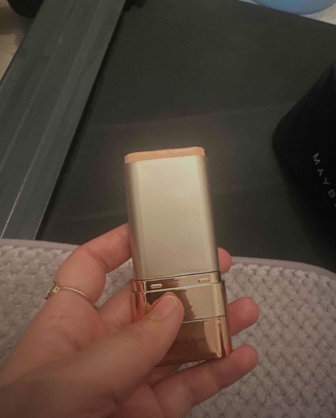 Customer photo review of Baelons Kore Stick (Kapatıcı Fondöten)