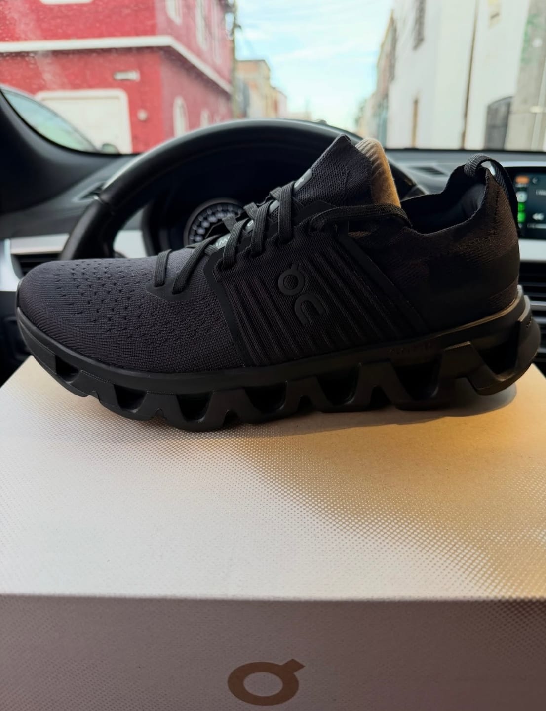 Customer photo review of Cloud Swift 4 Black - CSB