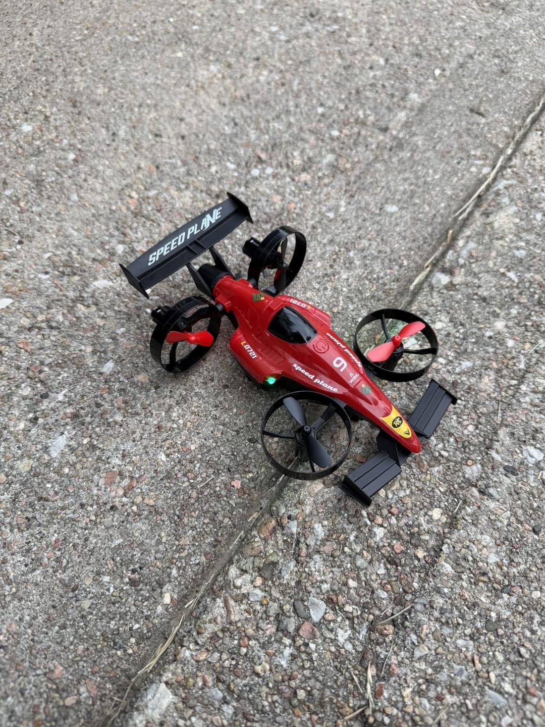 Customer photo review of AeroDrift™ – RC Flying & Drift Car