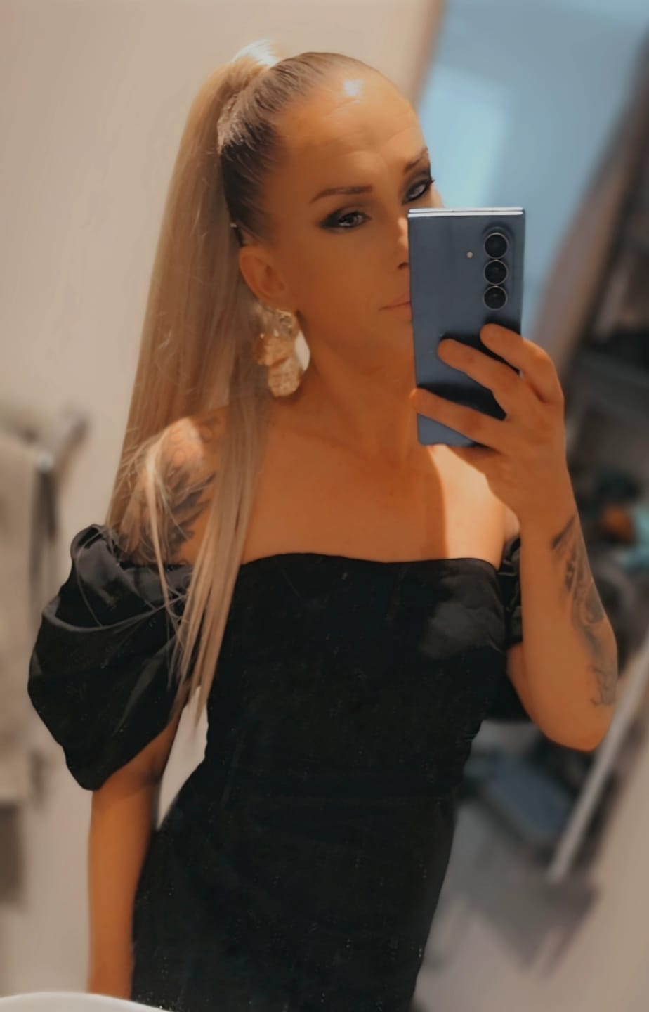 Customer photo review of Sleek Pony 26"