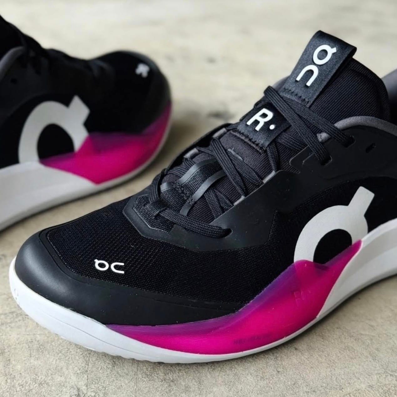 Customer photo review of Roger Pro 3 Black Pink - R3P